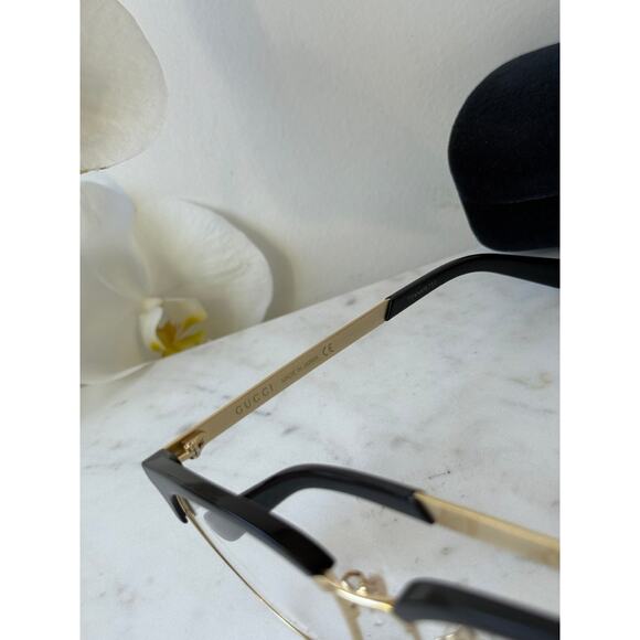 NEW Gucci GG0698OA Black Gold Eyeglasses Frames - Picture 8 of 10